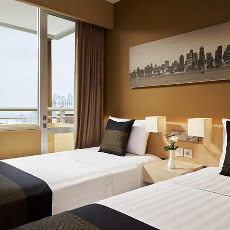 El Hotel Jakarta Exterior photo